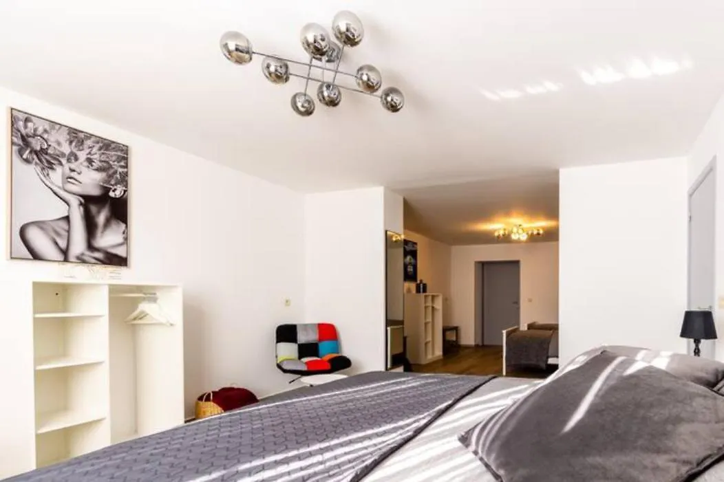 Holiday home Manoir Bel Horizon Avec Grand Jardin Et Parking Prive Villa Brussels Belgium