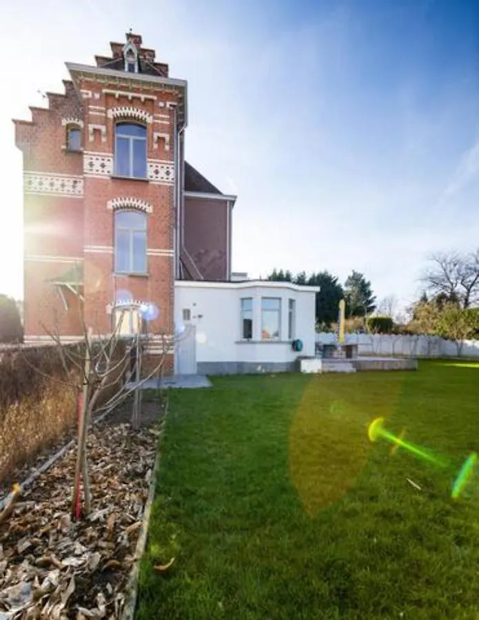 Manoir Bel Horizon Avec Grand Jardin Et Parking Prive Villa Brussels 0*,